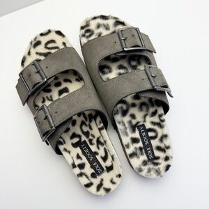 Sole Society Leopard Style Casual Summer Sandals Size 8M